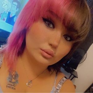 Meet your Posher, Tabitha